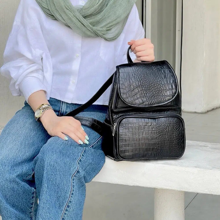 کوله پشتی چرم طبیعی مدل نارسیس