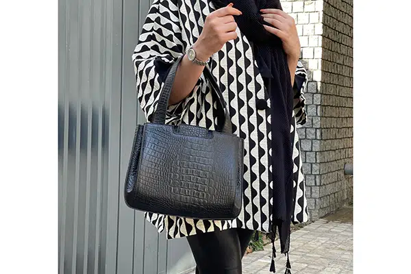 کیف زنانه چرم طبیعی دارای سه فضا